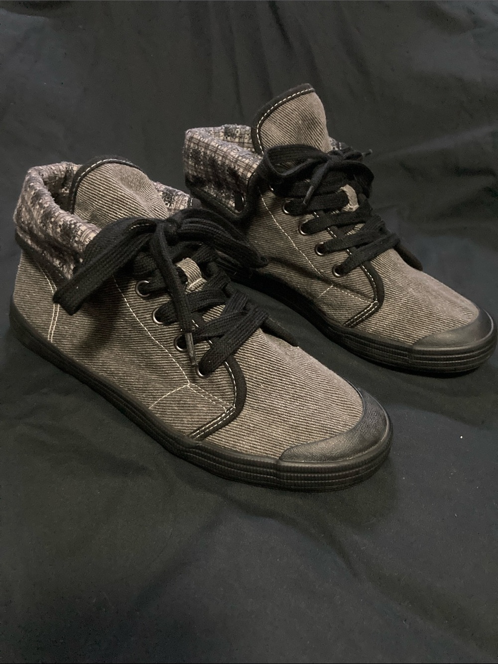 Rocket Dog Celia Denim Plaid Grey Black Low High Top Sneaker Womens 8.5